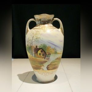 Nishiki Royal Nippon Vase